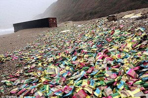 UK-beach-plastic